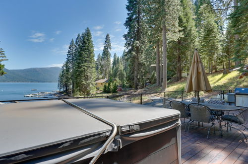 Photo 18 - Westwood Lakefront Cabin w/ Hot Tub & Boat Dock