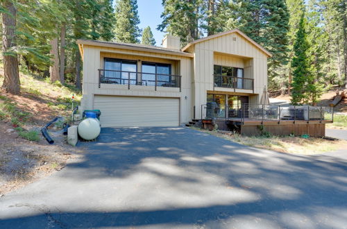 Photo 8 - Westwood Lakefront Cabin w/ Hot Tub & Boat Dock