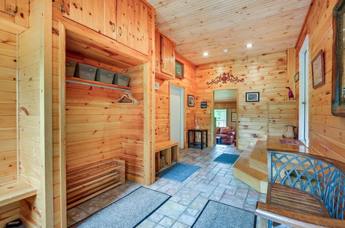 Foto 16 - Spacious Lowville Retreat on 4 Private Acres