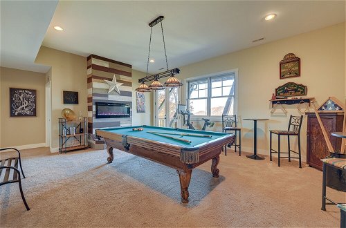 Photo 14 - Tuckasegee Home w/ Private Hot Tub & Pool Table
