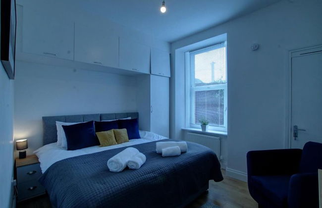 Dundee - 1 Bed - Sleeps 4 - Free Parking - Foto 4