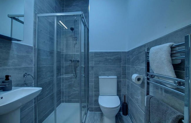 Dundee - 1 Bed - Sleeps 4 - Free Parking - Foto 15