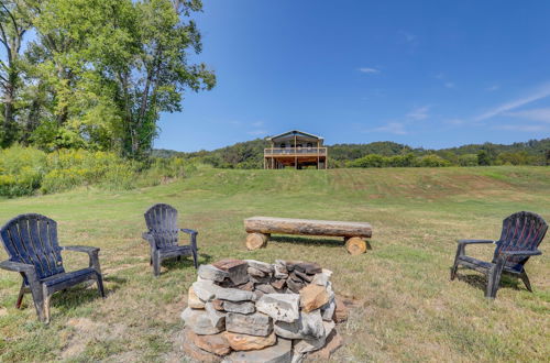 Photo 4 - Melbourne Home w/ Fire Pit on the White River