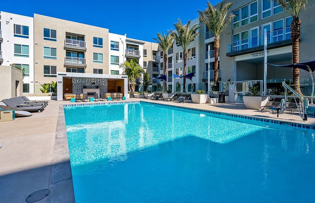 Global Luxury Suites Irvine - Foto 28