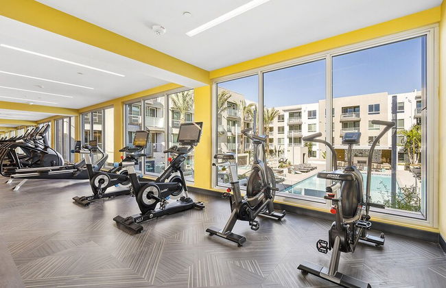 Global Luxury Suites Irvine - Foto 30