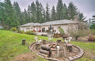 Foto 1 - Woodinville Home w/ Furnished Deck & Fire Pit