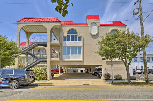 Photo 18 - Quaint Wildwood Condo ~ Walk to Beach