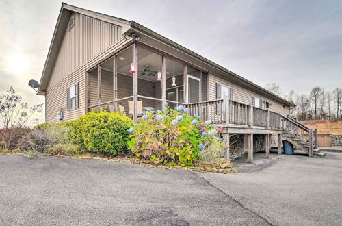 Photo 16 - Cozy Home w/ Patio, 2 Mi to Dale Hollow Lake