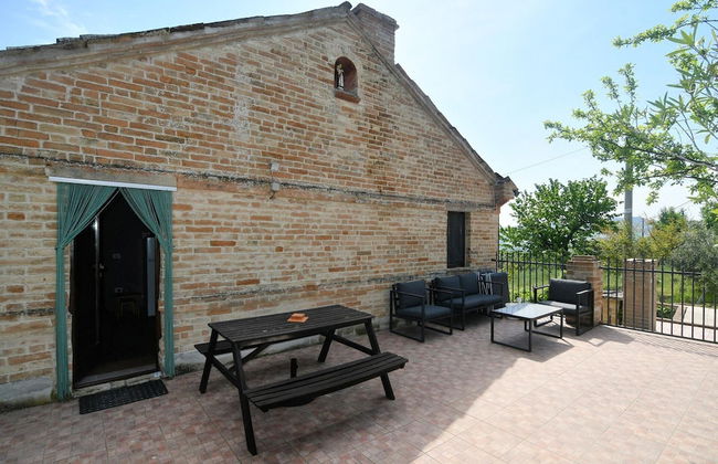 Charming 2-bed Apartment in Petritoli - Foto 11