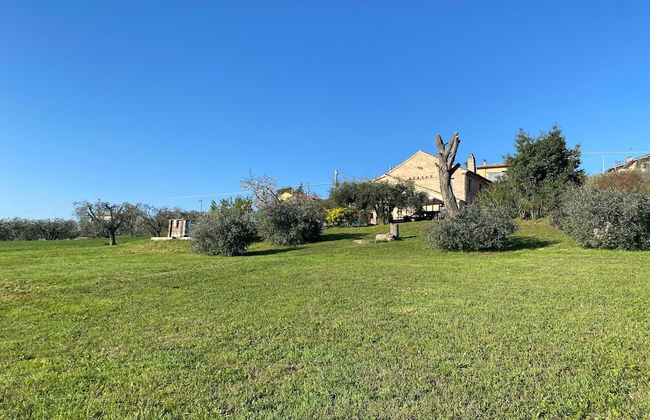 Charming 2-bed Apartment in Petritoli - Foto 2