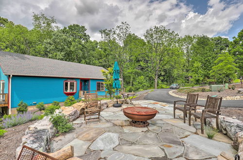 Photo 1 - First-floor Asheville Apartment w/ Fire Pit