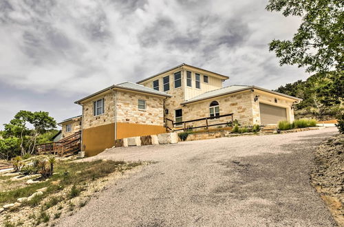 Photo 1 - 'ladera' Hill Country Estate on 13 Acres W/hot Tub