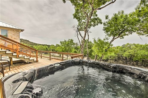 Photo 10 - 'ladera' Hill Country Estate on 13 Acres W/hot Tub