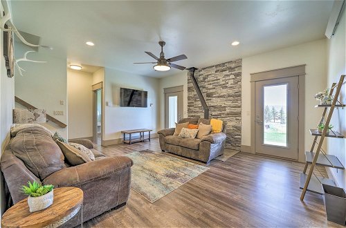 Photo 8 - Stunning Valley Home w/ Furnished Deck & Mtn Views