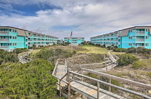 Photo 8 - Beachfront Condo w/ Boardwalk & Pool Access