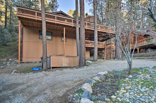 Photo 21 - Peaceful & Idyllic Forest Cabin w/ Pool Table