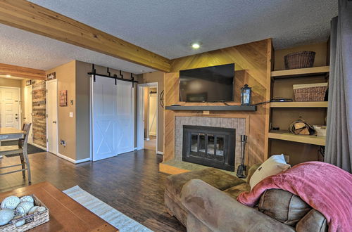 Photo 15 - Cozy Bellaire Condo w/ Balcony - 3 Mi to Skiing