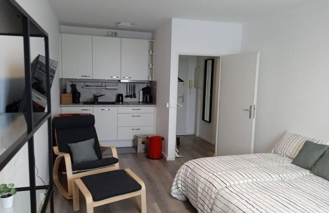 Alexanderplatz Fresh Adorable Studio - Photo 9