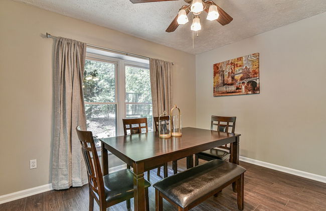 2 BR apt near Mtn to Sea Hiking Trail - Photo 15