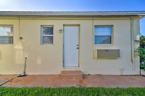 Photo 4 - Madeira Beach Condo w/ Patio, Walk to Gulf