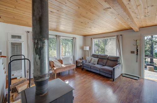 Photo 15 - Quiet Sequoia National Forest Cabin w/ Fireplace