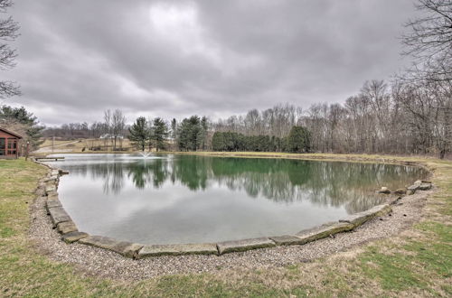 Photo 11 - Quaint Winesburg Cottage w/ Porch & Pond