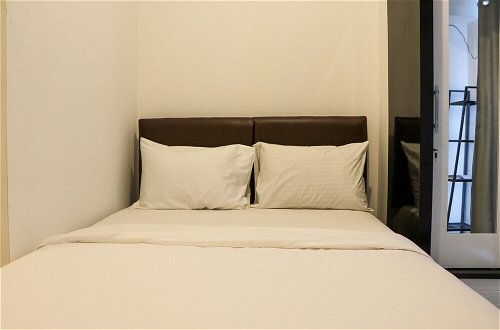 Photo 6 - Comfy And Simply Studio Tokyo Riverside Pik 2 Apartment