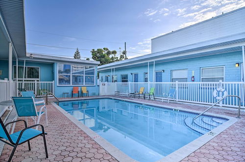 Photo 16 - Condo w/ Community Pool - Walk to Madeira Beach