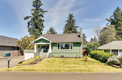 Photo 6 - Charming Portland Home, Walk to Light Rail