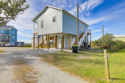 Photo 28 - Waterfront Home w/ Sunset & Lighthouse Views