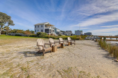 Photo 27 - Waterfront Home w/ Sunset & Lighthouse Views