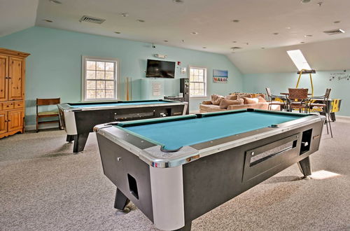 Photo 17 - Coastal Wells Cottage w/ Access to Game Room & Gym