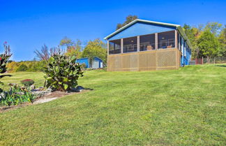 Photo 2 - 'granvilles Blue Cottage' Porch & River View