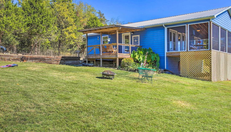 Photo 1 - 'granvilles Blue Cottage' Porch & River View