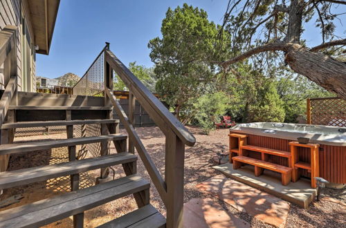 Foto 26 - Sedona Getaway w/ Hot Tub, Deck & Red Rock Views