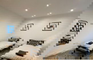 Foto 2 - Boutique Luxury Townhouse 3 Floors Designer Home