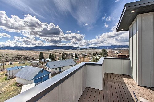 Photo 1 - Exquisite Discovery Mtn Home w/ Sweeping Views
