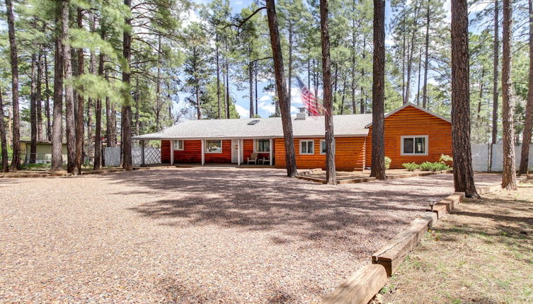 Photo 1 - Pinetop-lakeside Cabin, Walk to Woodland Lake Park