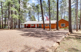 Photo 1 - Pinetop-lakeside Cabin, Walk to Woodland Lake Park