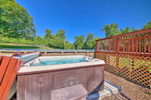 Photo 6 - 'hidden Paradise' on 5 Acres w/ Hot Tub & Deck