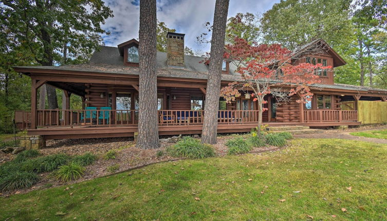 Photo 1 - Hilltop Hot Springs Log Cabin w/ Hot Tub & Grill