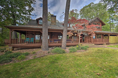 Photo 1 - Hilltop Hot Springs Log Cabin w/ Hot Tub & Grill