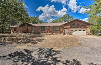 Foto 2 - Lovely 'anna Fink House' w/ Patio & Fire Pit