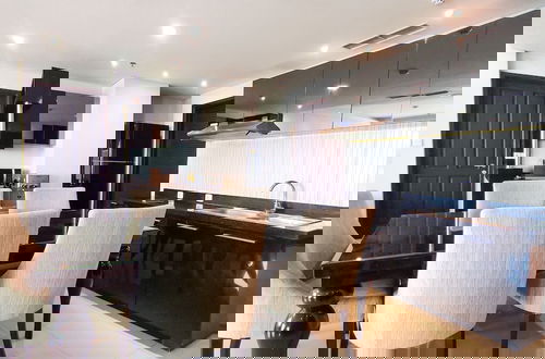 Foto 10 - Premium and Restful 3BR in City Center at Kondominium Regensi Apartment