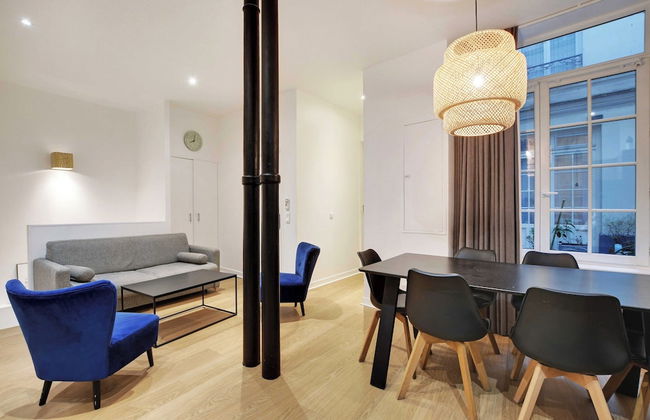 Elegant Apartment - 2bd/6p - Hotel de Ville - Foto 12