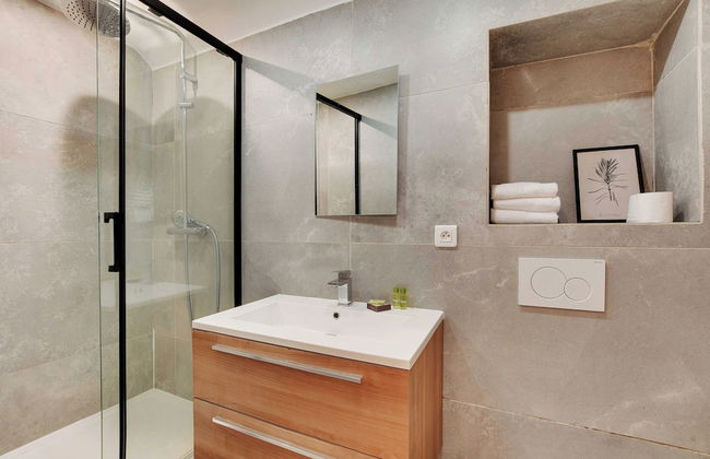 Elegant Apartment - 2bd/6p - Hotel de Ville - Foto 10