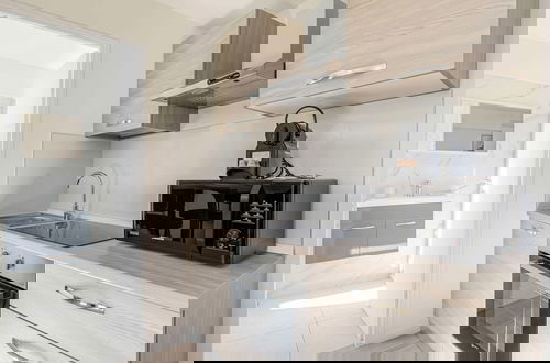 Foto 3 - Cozy Apartment - Bright Skylight - Cannes Center