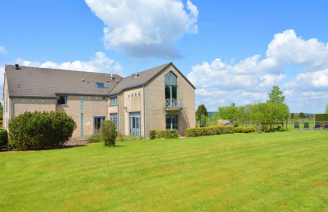 Delightful Villa in Sourbrodt With Swimming Pool, Terrace - Foto 1