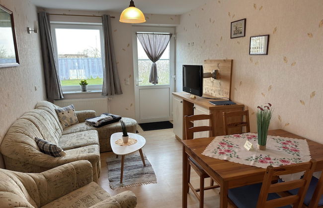 Charmante Ferienwohnung mit Garten in Wiek - Photo 7