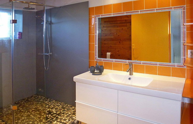 Cottage in Locquirec With Beach Access - Foto 12